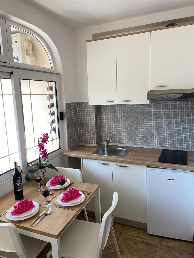 Apartments Kovac มาคาร์สกา ภายนอก รูปภาพ