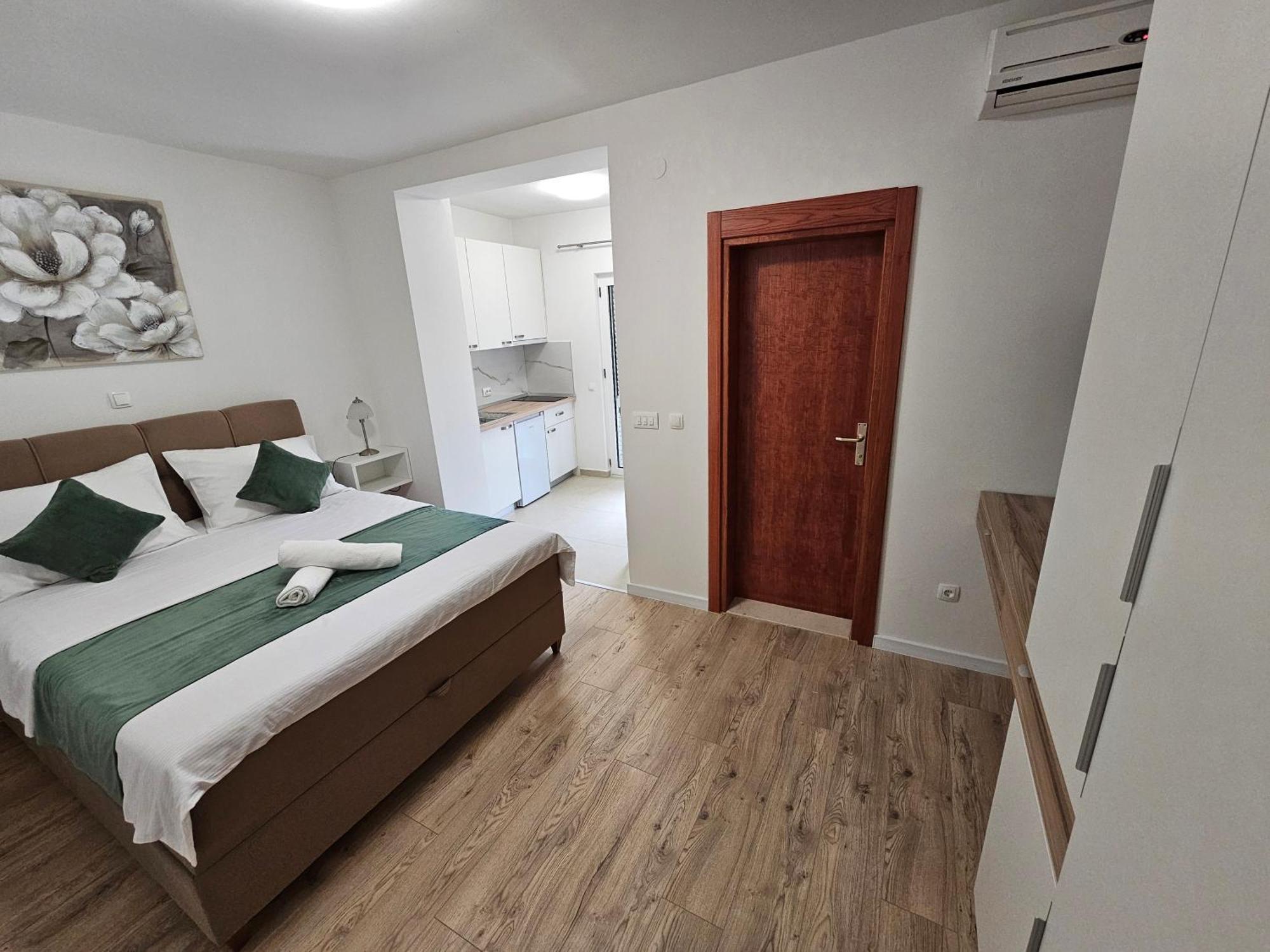 Apartments Kovac มาคาร์สกา ภายนอก รูปภาพ