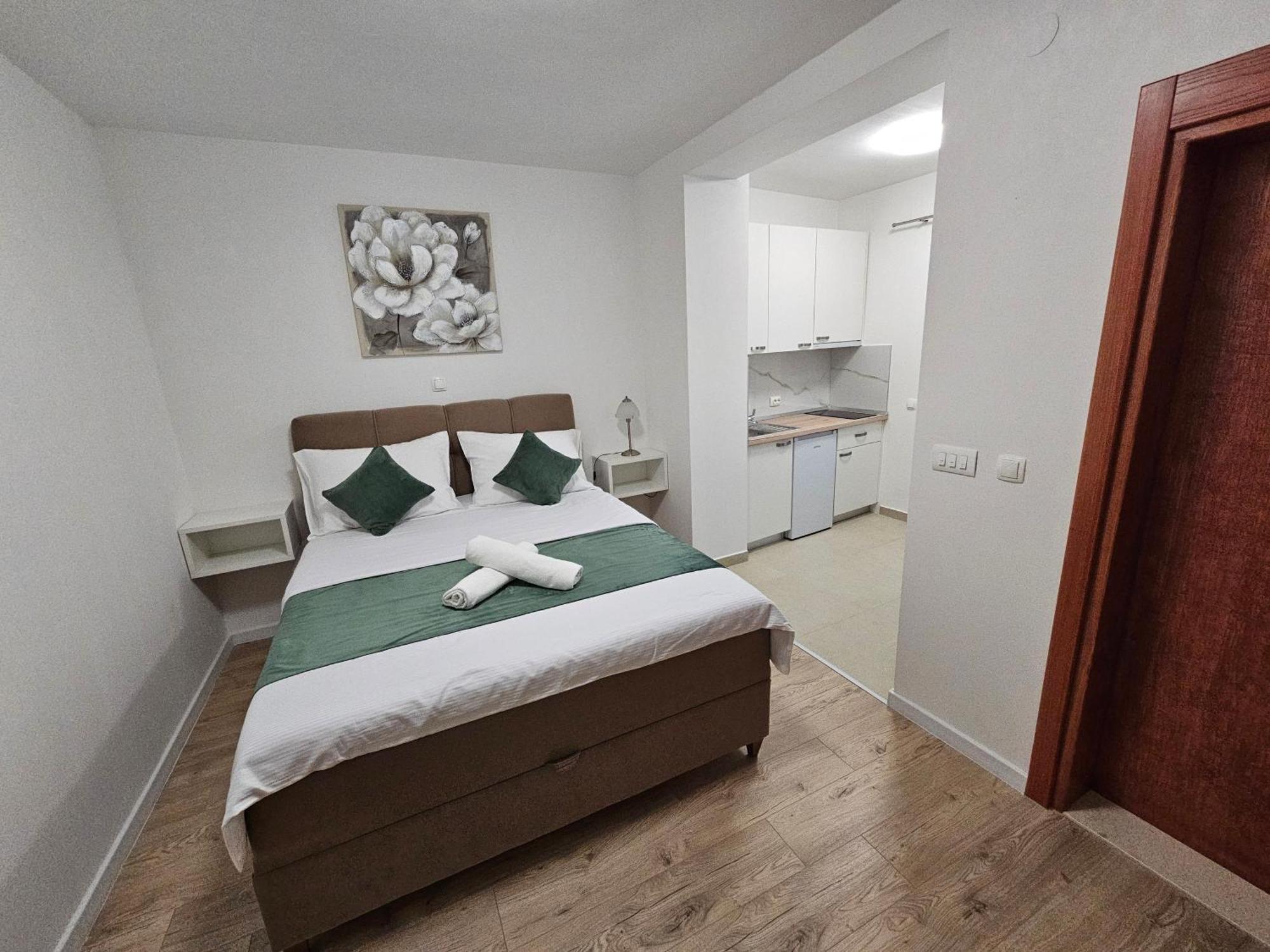 Apartments Kovac มาคาร์สกา ภายนอก รูปภาพ
