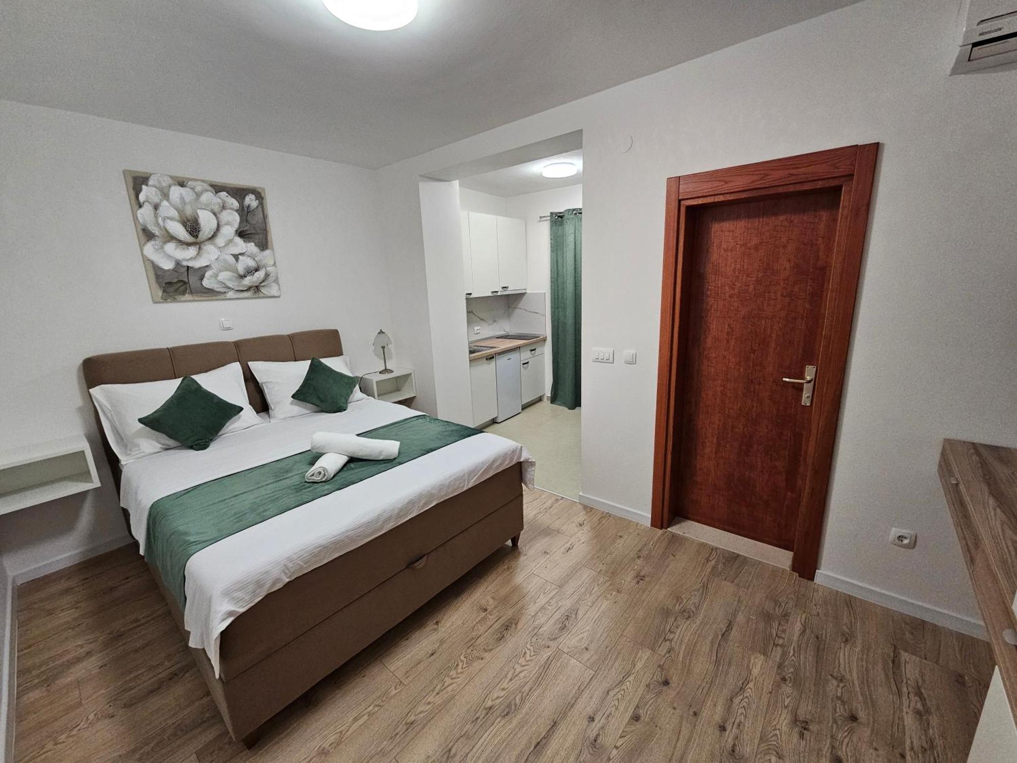 Apartments Kovac มาคาร์สกา ภายนอก รูปภาพ
