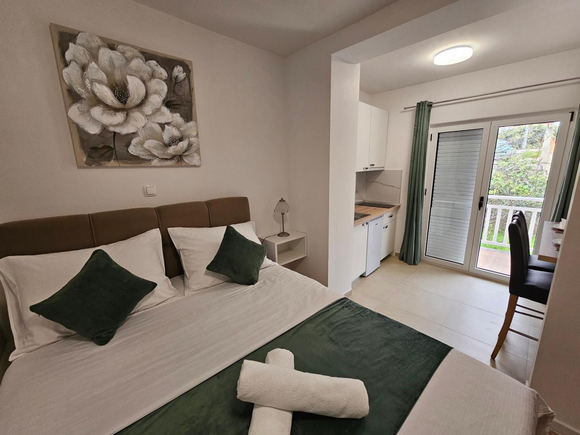 Apartments Kovac มาคาร์สกา ภายนอก รูปภาพ