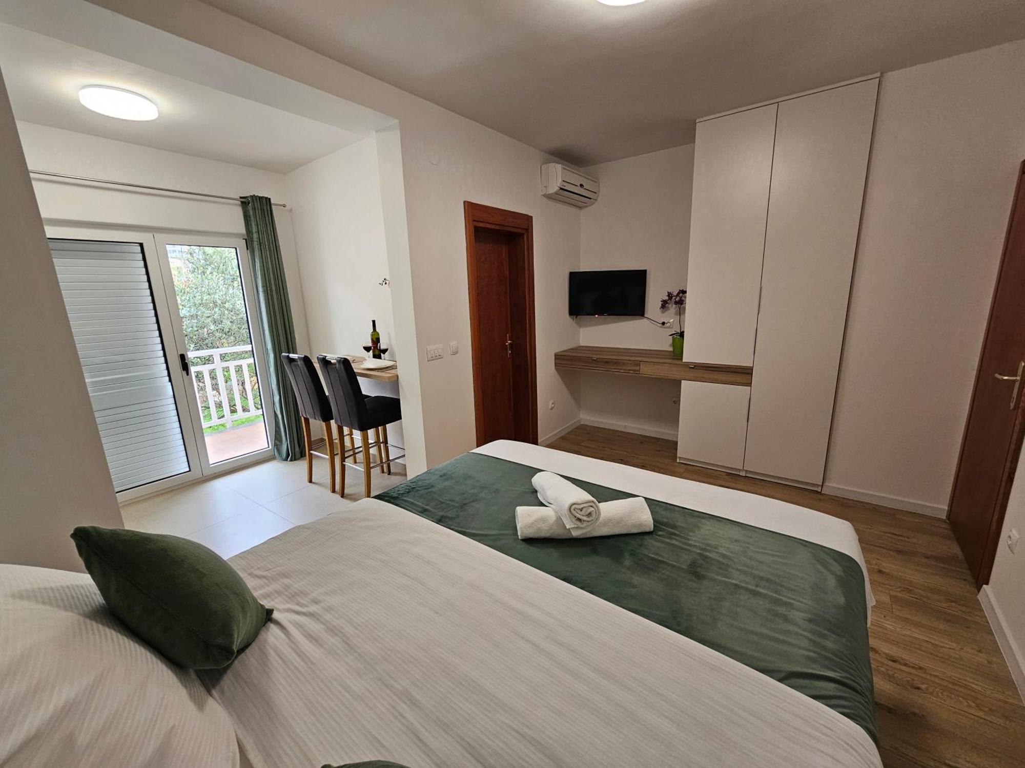 Apartments Kovac มาคาร์สกา ภายนอก รูปภาพ