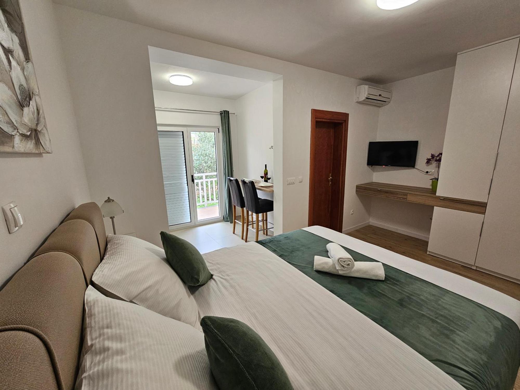 Apartments Kovac มาคาร์สกา ภายนอก รูปภาพ